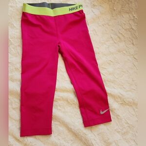 Nike Pro M capri length leggings